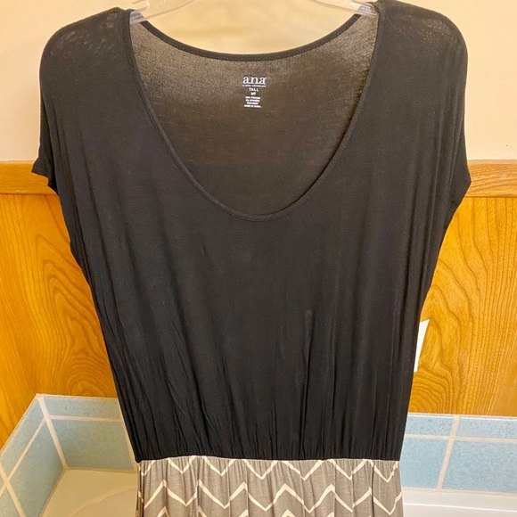 NWT ANA Short Sleeve Two Tone Maxi Dress - Picture 3 of 7